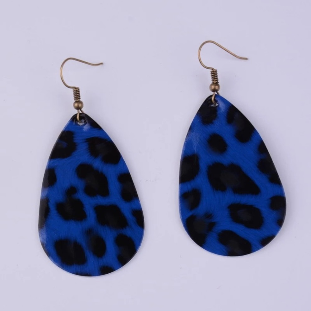 🌺Brand New Blue Leopard Tear Drop Earrings lot GB - Picture 1 of 2